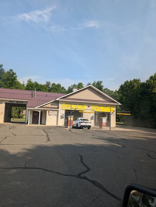 Queen Bee Carwash 9