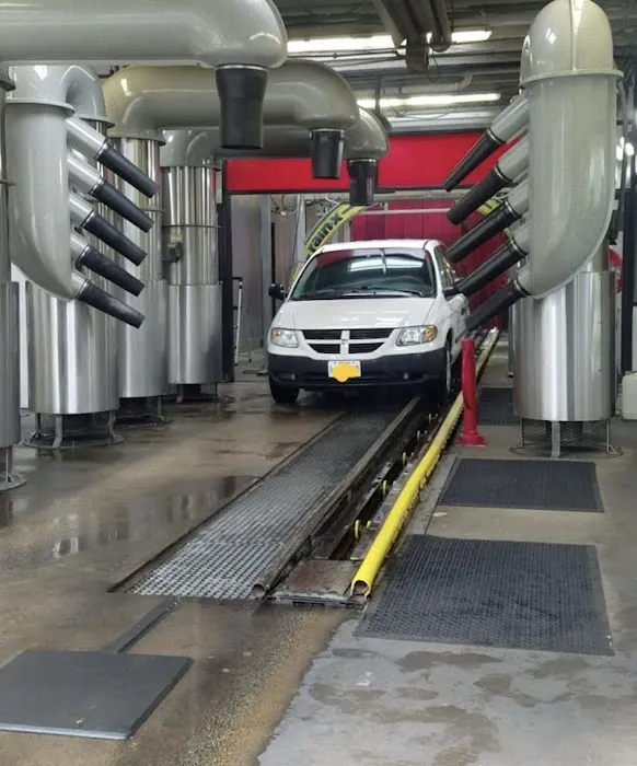 Flagship Carwash 7