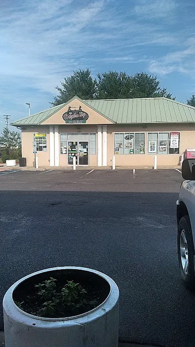 Highway Mart & Gas 7