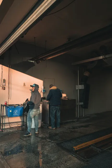 Royal Jet Hand Car Wash 5