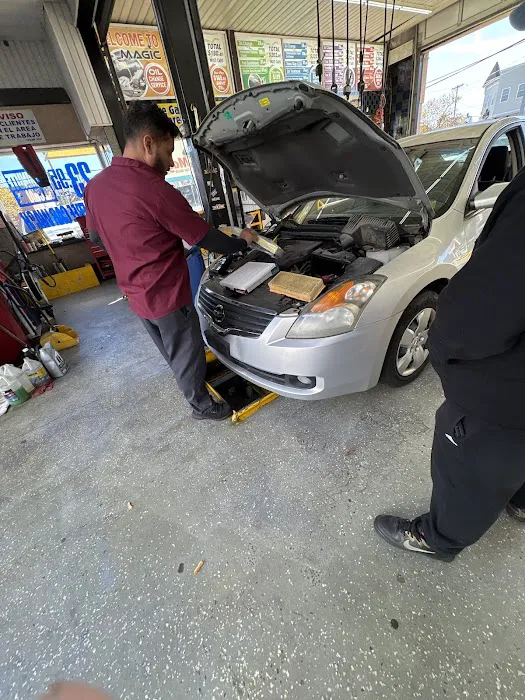 Magic Car Wash & Lube 1
