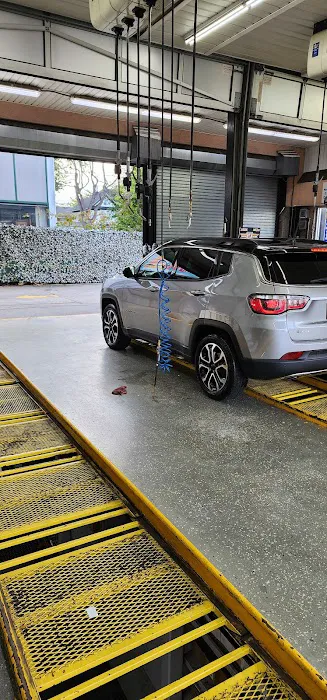Magic Car Wash & Lube 7