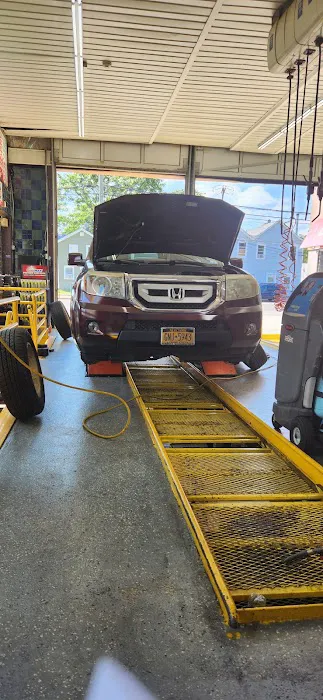 Magic Car Wash & Lube 3