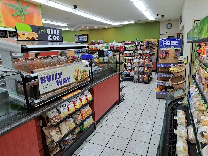 Turkey Hill Minit Market 0