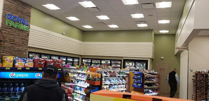 Royal Farms 6