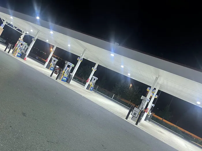 Royal Farms 2