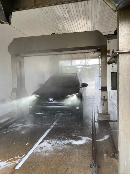 Suds King Car Wash 8