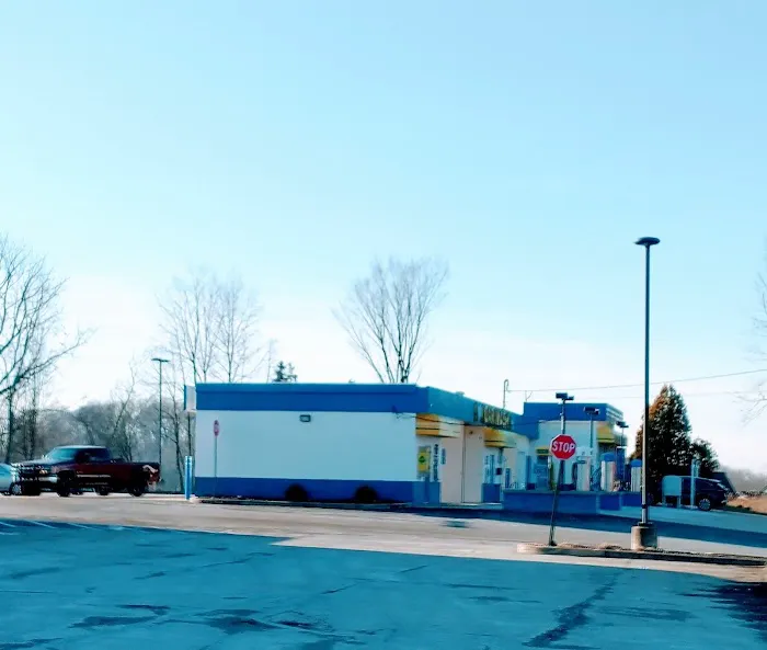 Mr. Shine Auto Wash 1