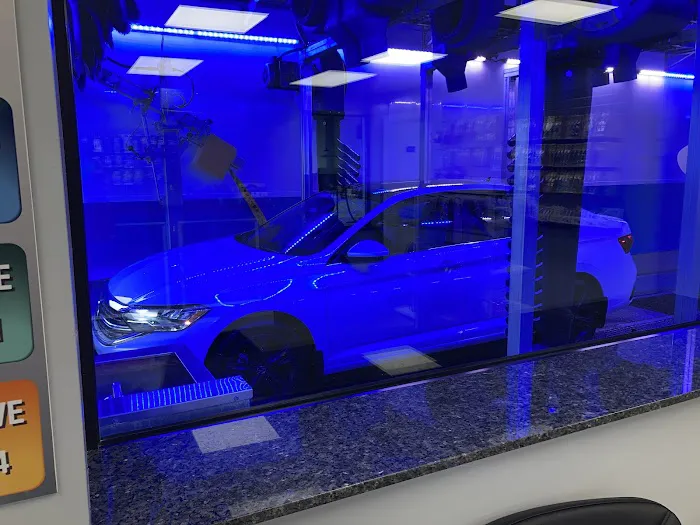 Freeway car wash west warwick 6