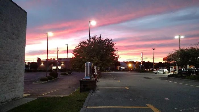ScrubaDub Car Wash & Auto Detailing Center (Warwick) 3