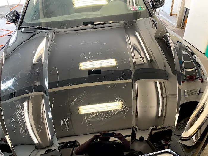 CNH detailing 6