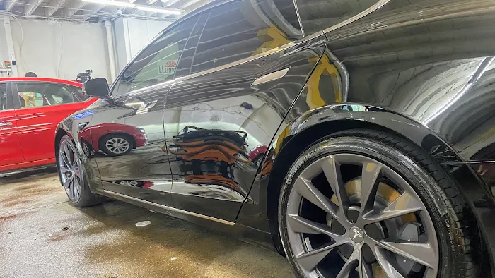 CNH detailing 1
