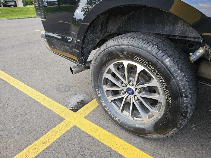 Valet Auto Wash Big Flats 0