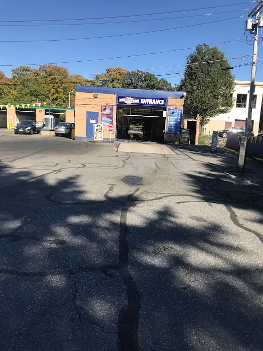 Ernie's Touchless Car Wash 2