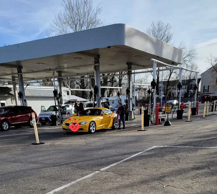 Roy's Car Wash 1