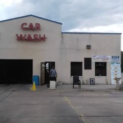 B G's Car Wash ico