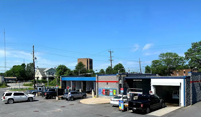 College Park Car Wash on Sunnyside 2