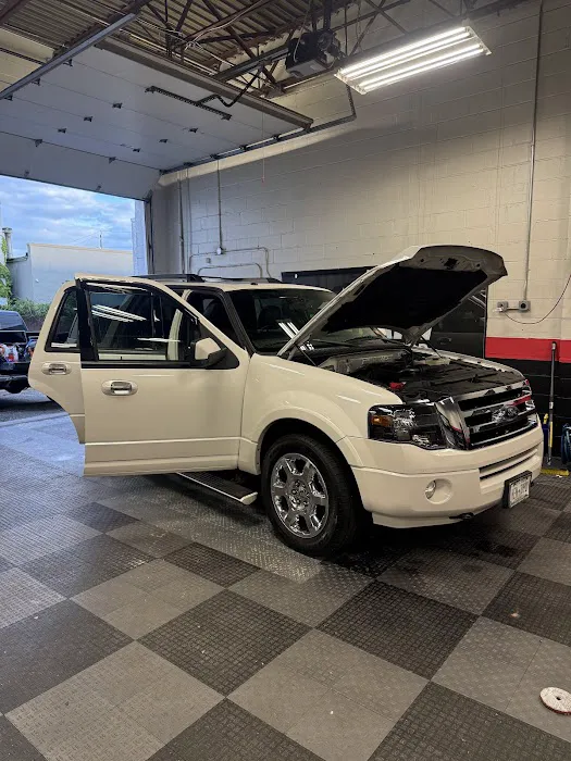 Chucks Auto Spa 2