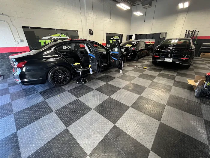 Chucks Auto Spa 8