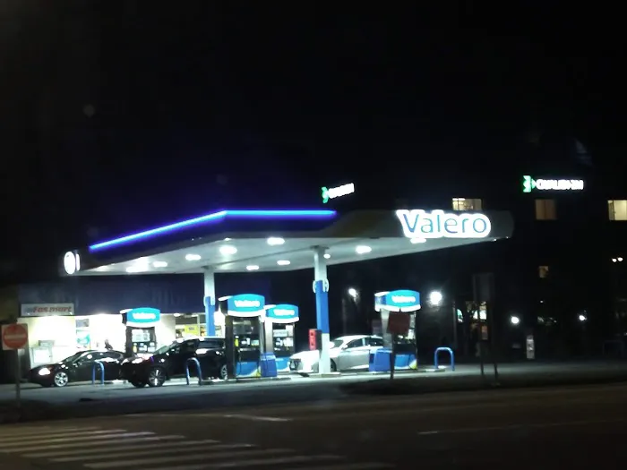 Valero Gas Station 0