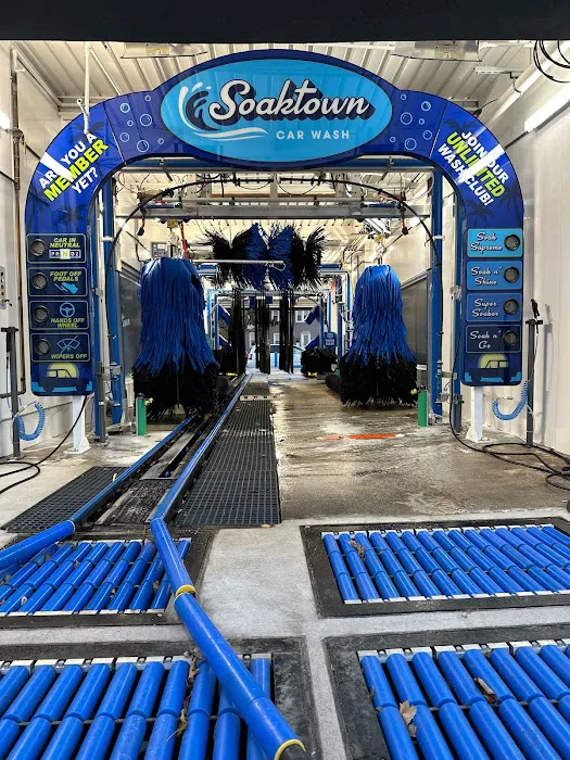 Soaktown Express Car Wash 7