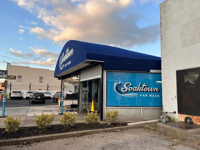 Soaktown Express Car Wash 5