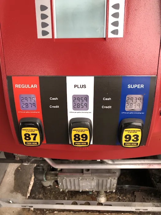 The RoadRunners Gas Station and Convenience Store Rocky Hill 8