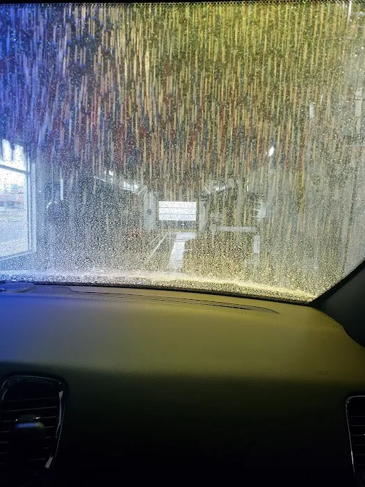 WetGo Car Wash 3