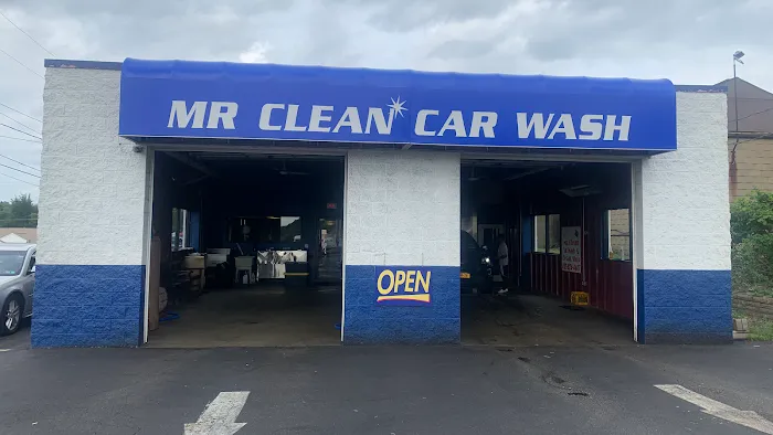 Mr Clean Car Wash 8