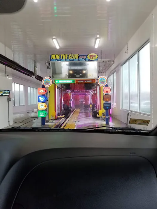 Flash Car Wash 7