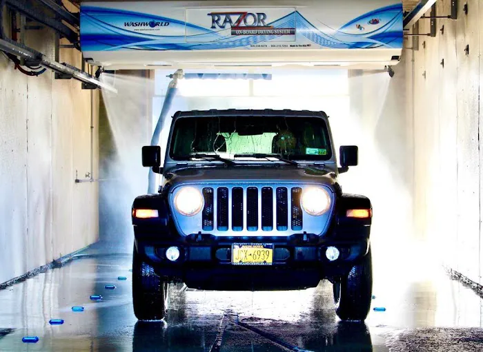 4 Seasons Car Wash 6