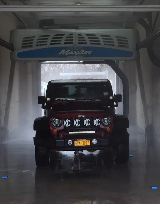 4 Seasons Car Wash 4