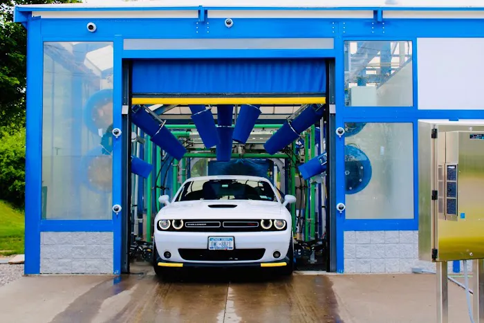 Auto Wash Car Wash 4