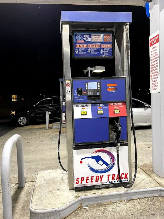 Speedy Track Gas & Foods 3