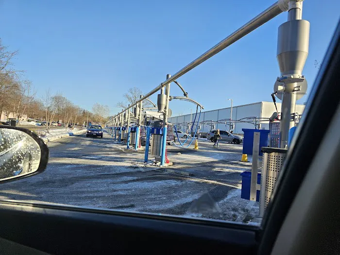 Blu Water Car Wash 7