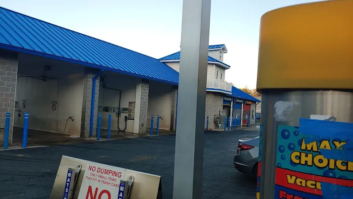 Lighthouse Carwash 1