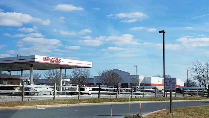 BJ's Gas Station 3