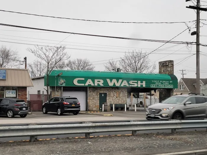 109 Car Wash & Detail Center 3