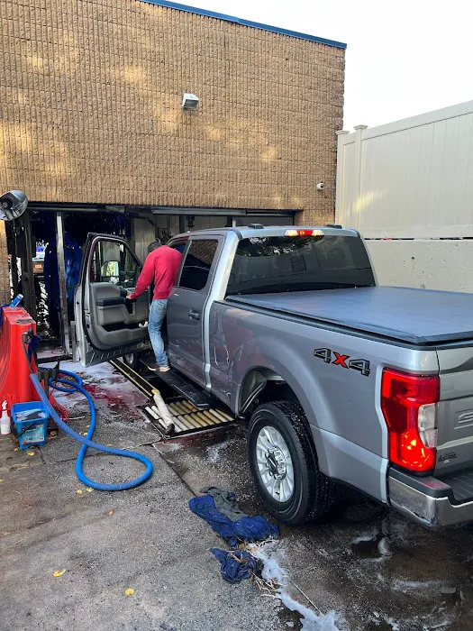 Dix Hills Car Wash 9
