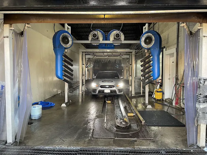 Dix Hills Car Wash 5