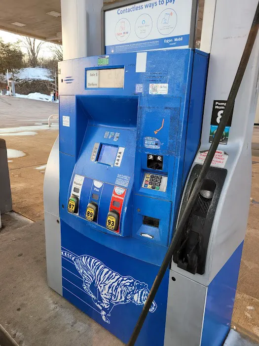 Exxon 9