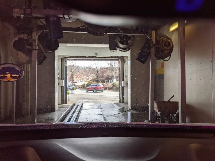 Kelly's Car Wash 3