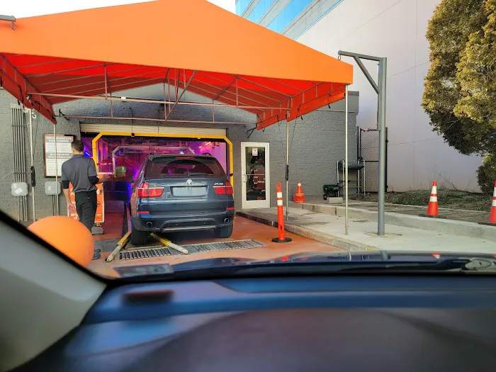 Mr Wash Car Wash 4