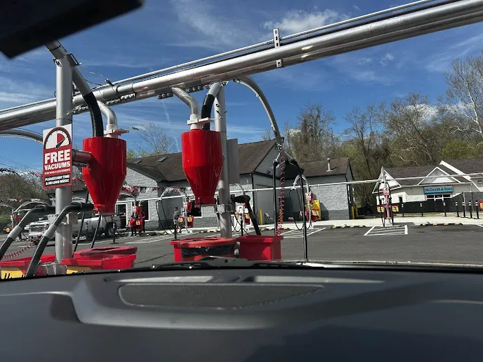 Flagship Carwash 0