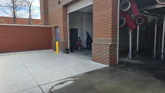 VISTA CAR WASH, RESTAURANT AND LAUNDRY SERVICE 3
