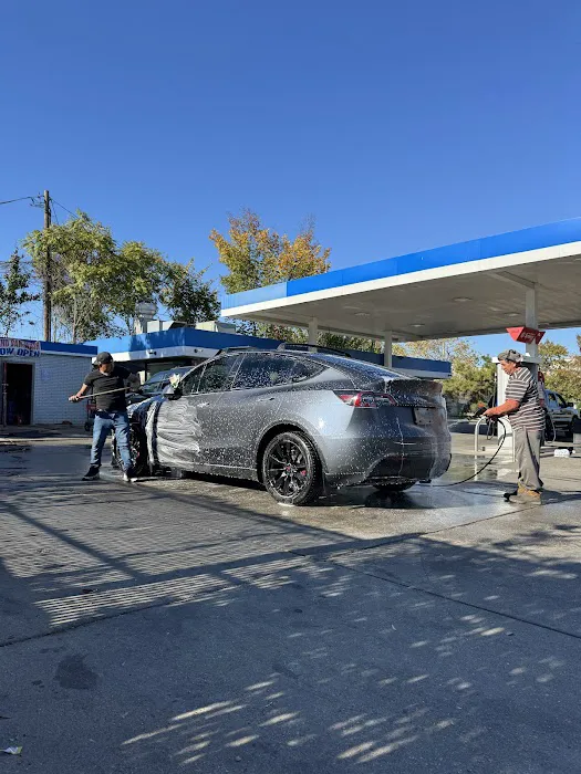 King underpinning Hand Car Wash & Auto Detailing 7