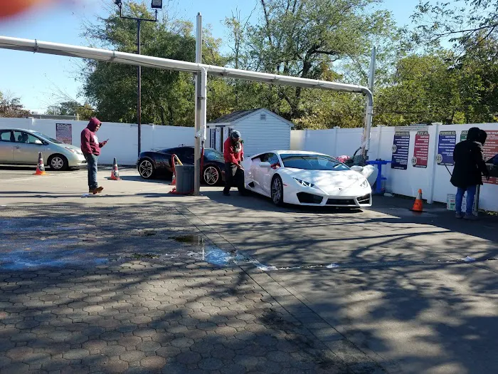 Mr. Suds Flex Car Wash of Copiague 2