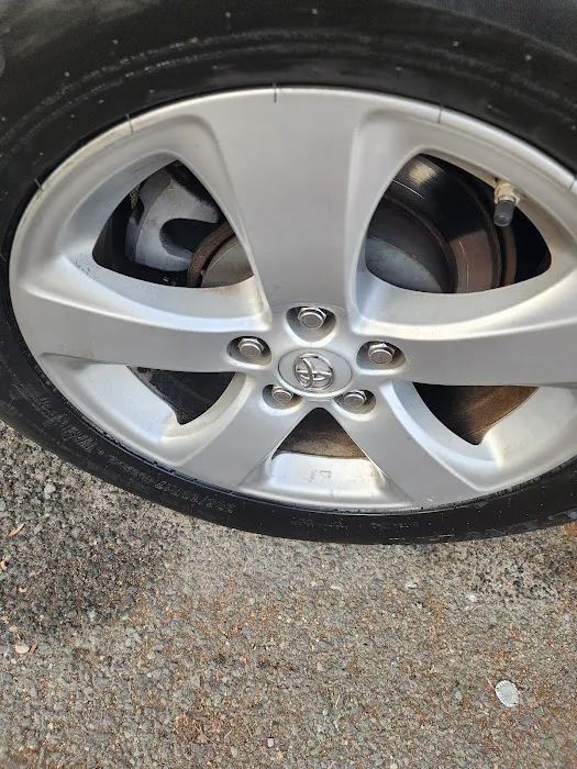 Larkfield Car Wash & Collision Center 4