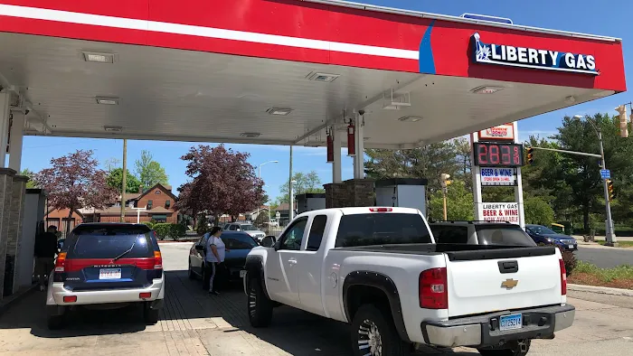 Liberty Gasoline Station & Beer and Wine 7