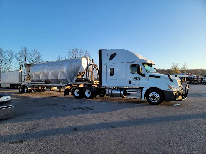 Blue Beacon Truck Wash of Hubbard, OH 3